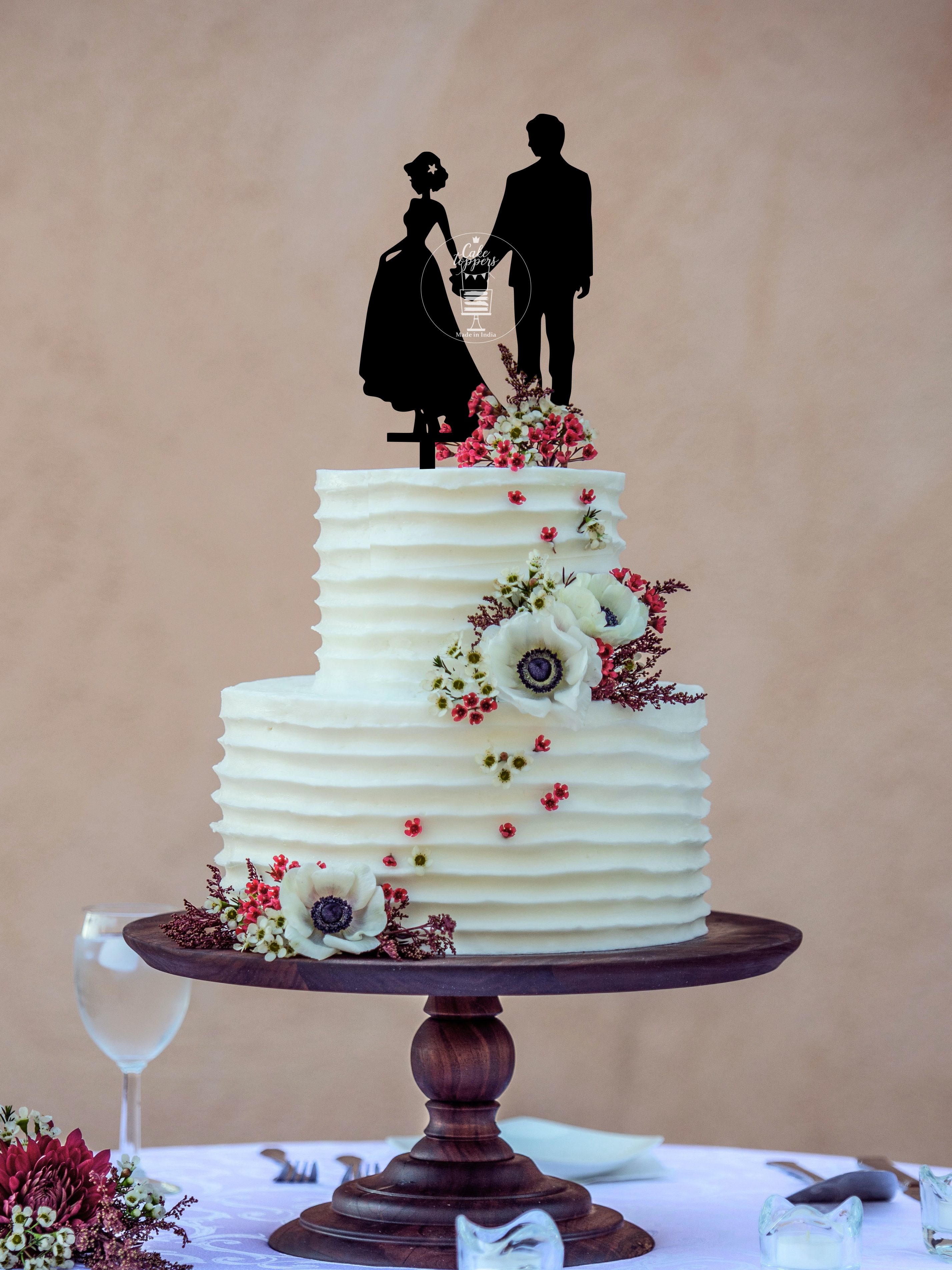 Cute Couple Wedding Cake/ Engagement Cake 65 - Cake Square Chennai | Cake  Shop in Chennai